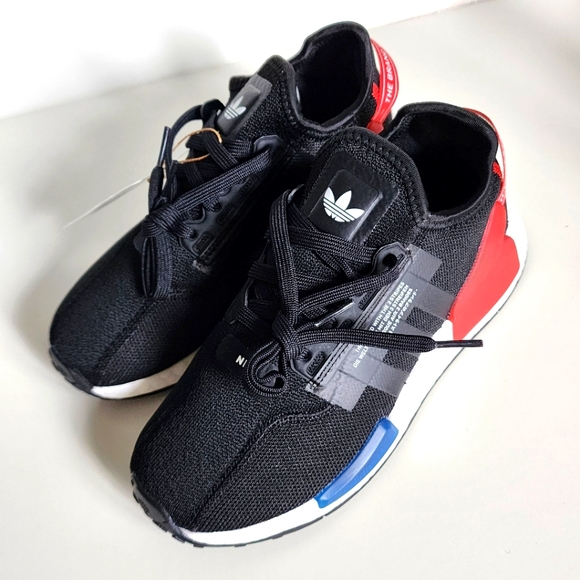 New Adidas Originals NMD R1 V2 J US5 - Picture 4 of 5